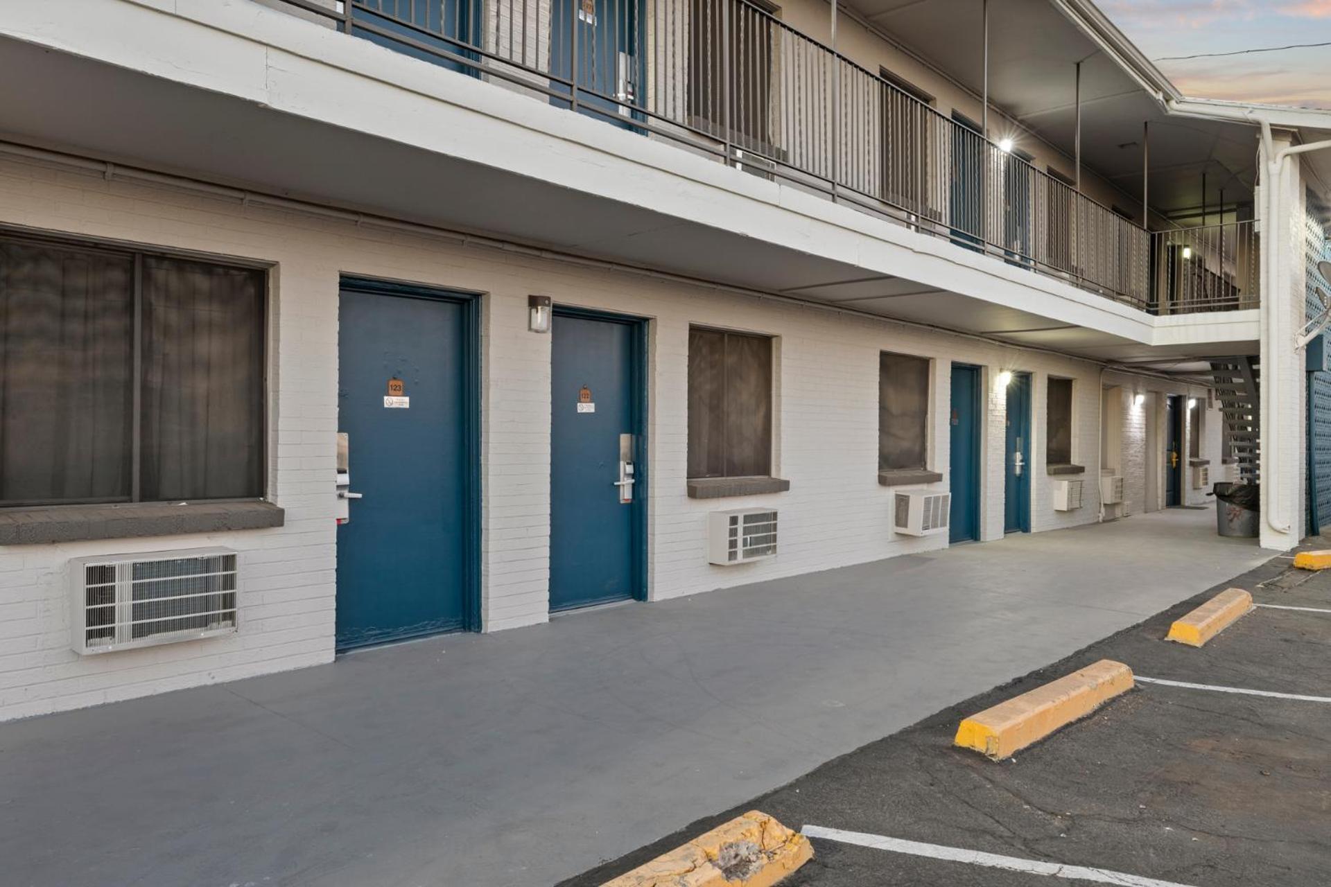 Travel Inn Phoenix Exterior foto